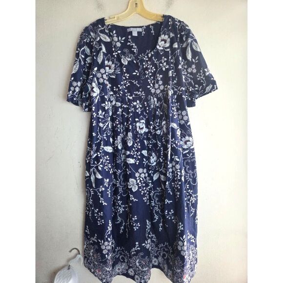 Only Neccessities Dresses & Skirts - NWOT Only Necessities Blue White Floral 100% Cottom Maxi Length Dress size Large